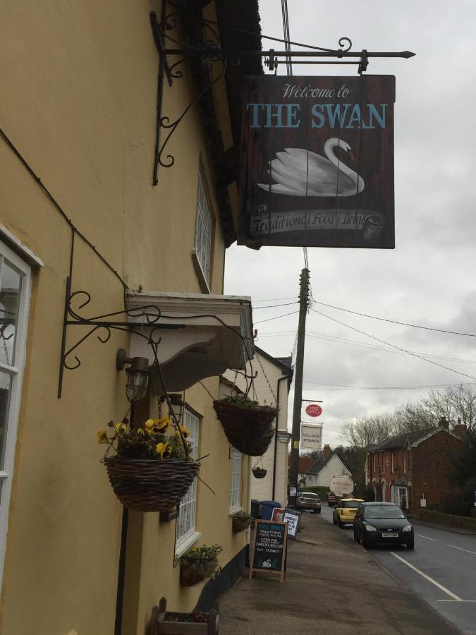 The Swan Inn Monks Eleigh Exterior photo